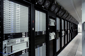 Virginia Tech's supercomputer, System X, is an 1100 Apple Xserve G5 cluster.