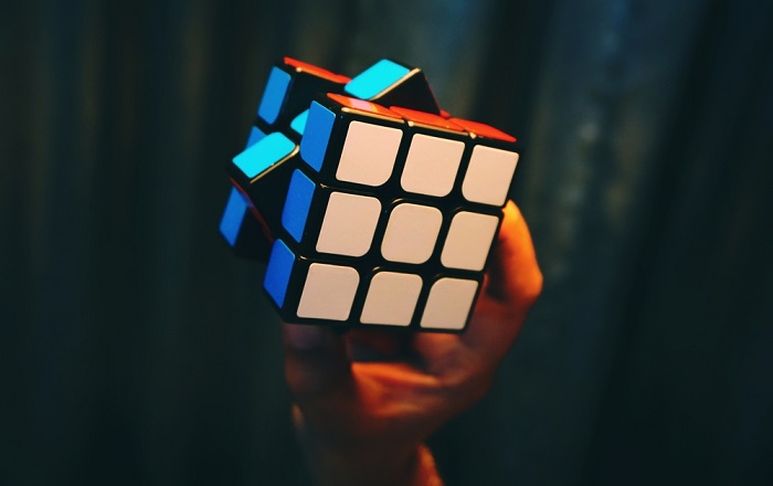 Speedcubing attracts quick-handed puzzle solvers to Tucson