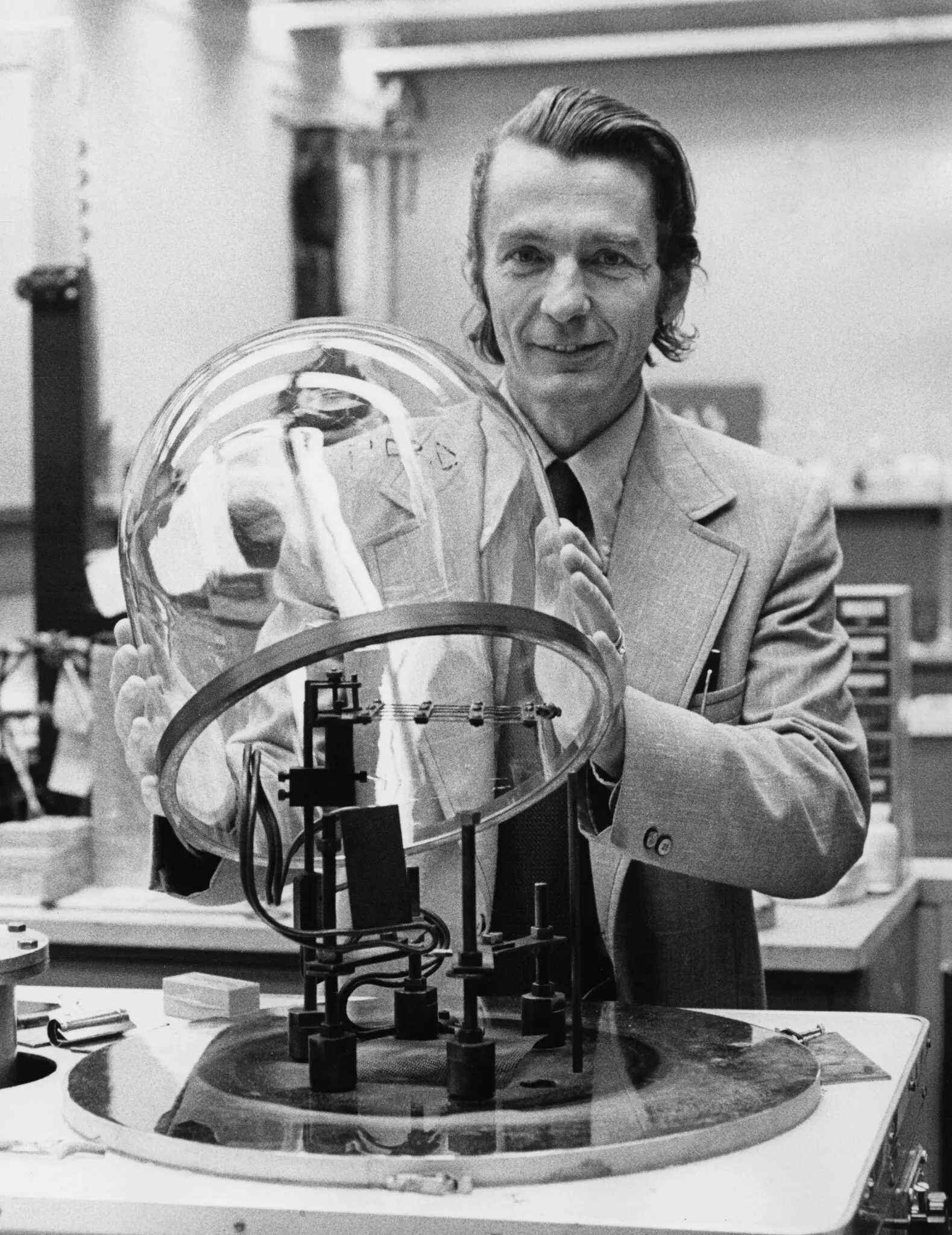 Ivar Giaever, Nobel Winner in Quantum Physics, Dies at 96