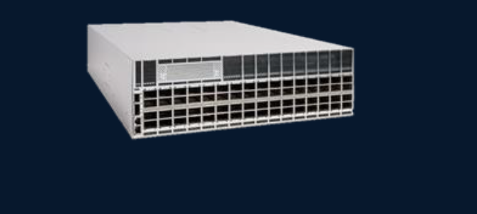 סיסקו משיקה את ה-Cisco 8223: נתב ה-Deep Buffer הראשון לחיבור מרכזי נתונים של AI